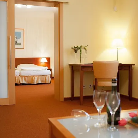 Golf Hotel